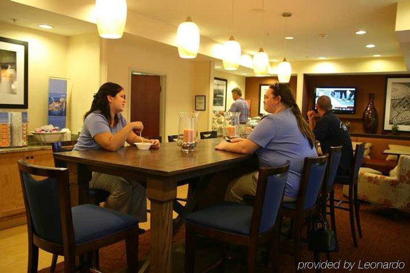 Hampton Inn Houston Willowbrook Mall 레스토랑 사진
